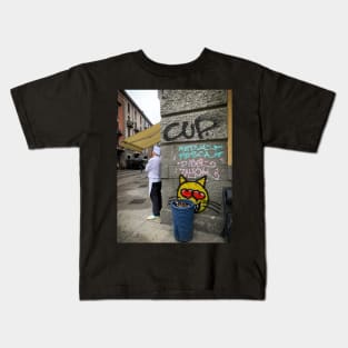 Cook Street Art Cat Graffiti Navigli Milano Italy Kids T-Shirt